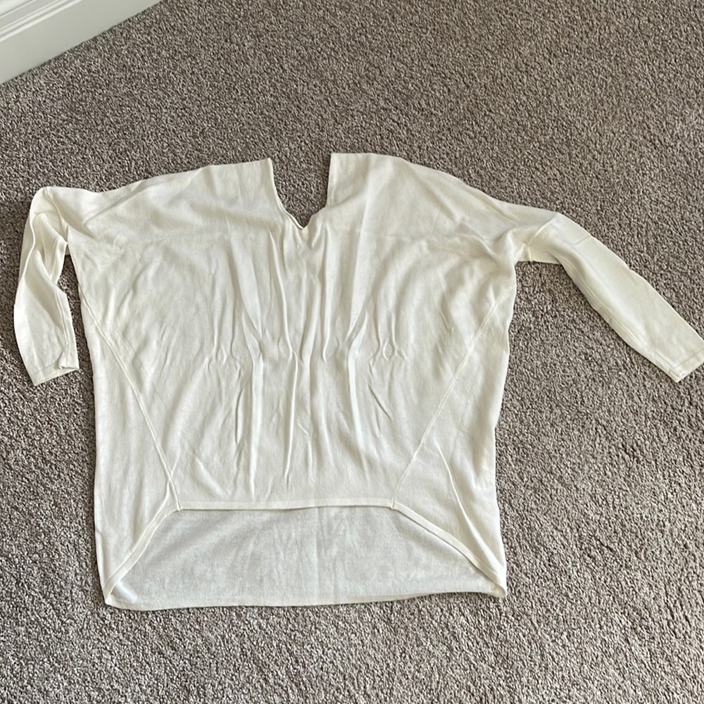 Ladies cream v-neck sweater